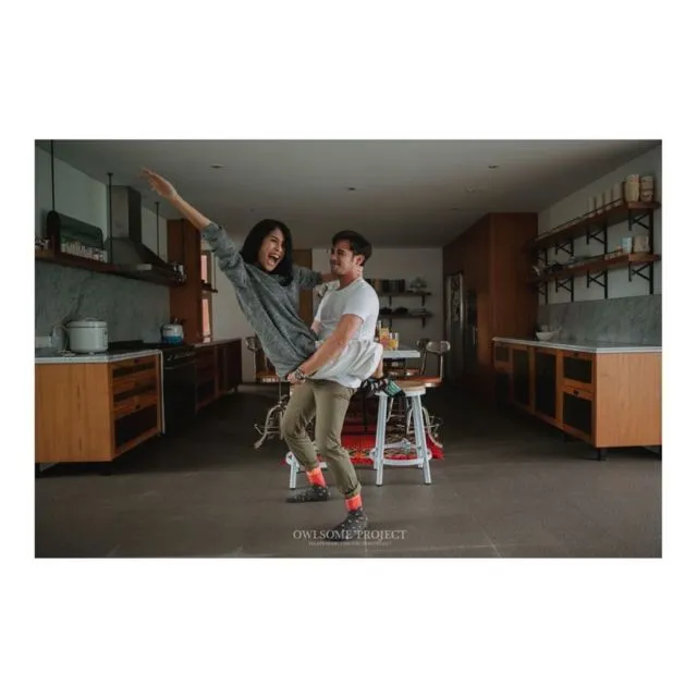 Foto Artis di Dapur ini Bisa Kamu Jadikan Inspirasi untuk Photoshoot. Hasilnya Apik! 10