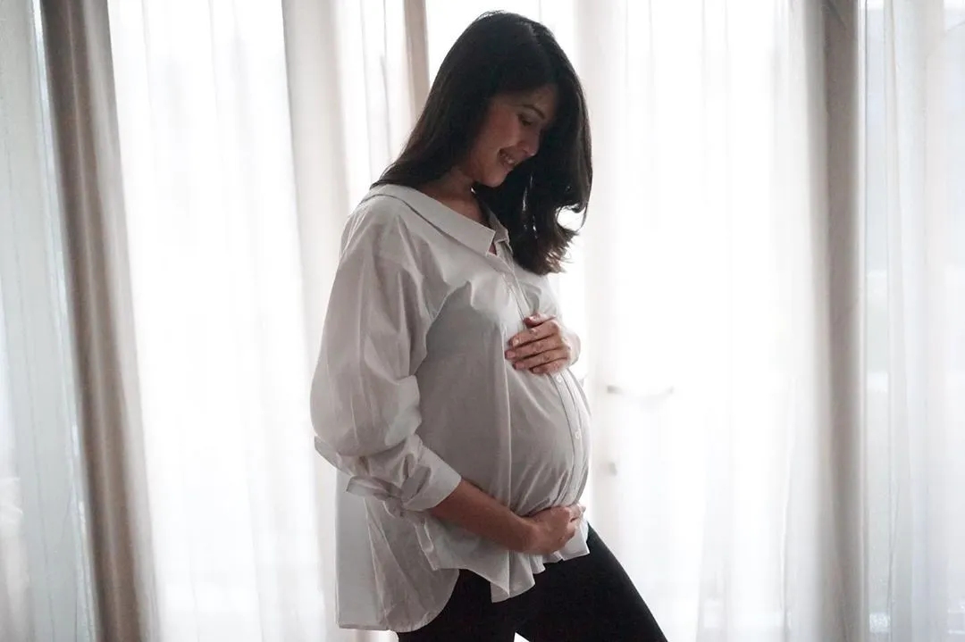 Selamat! Naga Eks Vokalis Lyla Sambut Kelahiran Anak Pertama Setelah 8 Tahun Menikah 2
