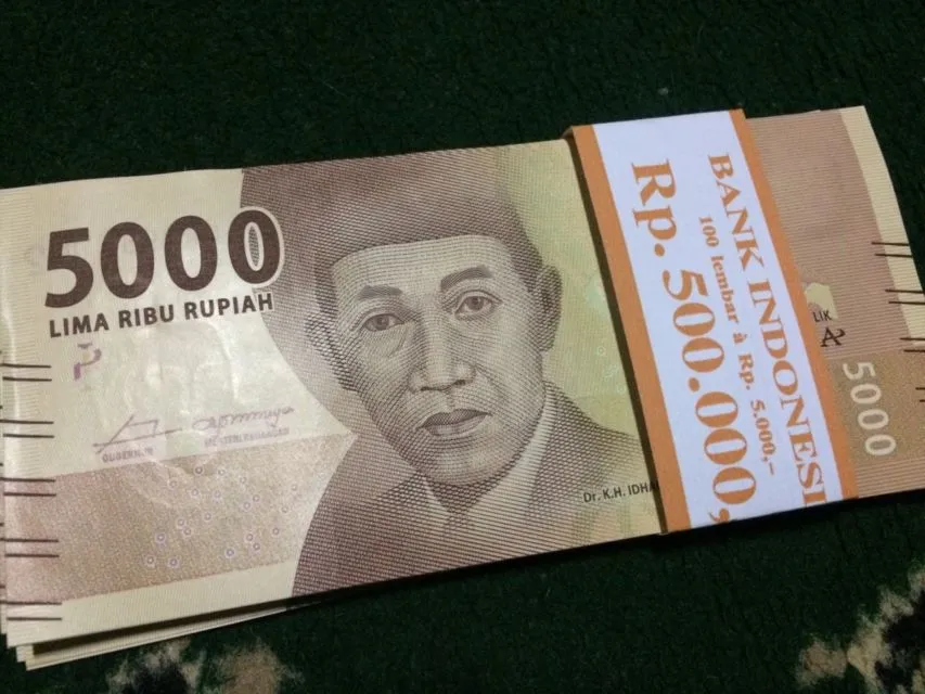 Kata Siapa Uang Nggak Bisa Jamin Kebahagiaan Kita? Setiap