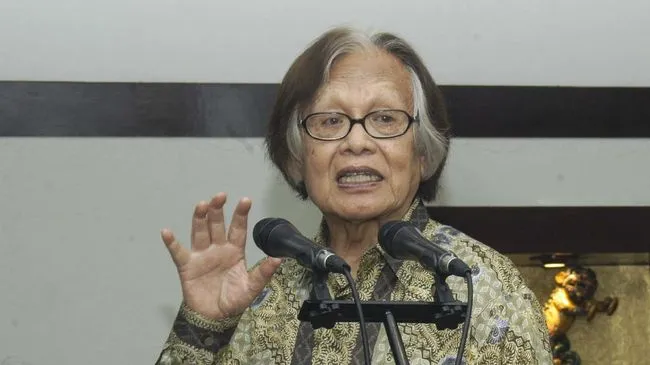 Kisah Sukses Jakob Oetama. Si Sulung 13 Bersaudara, Pendiri Kompas yang Cita-citanya Jadi Guru 6