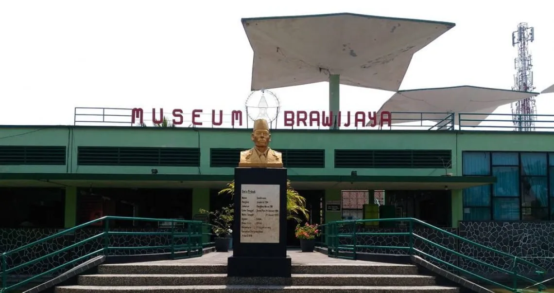 10 Tempat Wisata Sejarah di Malang yang Paling Populer 11