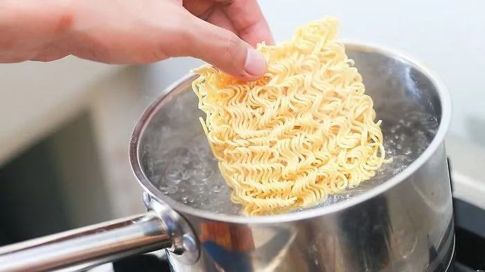 5 Momen Berpikir yang Berujung Sia-Sia Karena Nihil Aksi. Manusia Emang Hobi Banget Buang Waktu 9