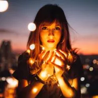 Tentang Bipolar, Rasa Insecure dan Introvert yang Sekarang Menjadi Tren