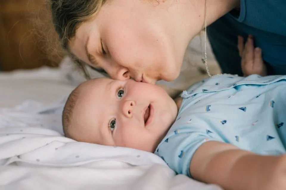 7 Pertimbangan Membingungkan yang Dialami Ibu Ketika Ingin Punya Anak Kedua. Gini Amat, Ya :( 11