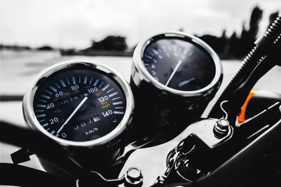 7 Hal Penting yang Sering Terlewat Saat Beli Sepeda Motor Bekas. Pantes Bobrokan Dapatnya! 13