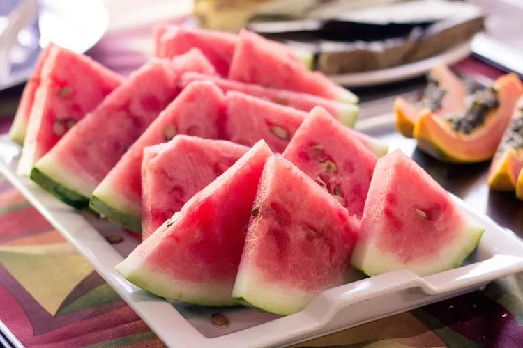 8 Buah Penambah Darah yang Ampuh Atasi Anemia. Asupan buat yang Lagi Mens atau Suka Kliyengan 9