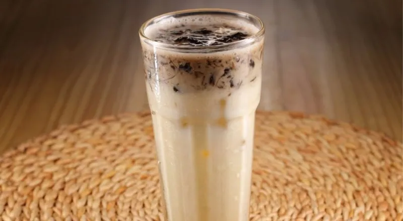 6 Racikan Teh Tarik yang Menghangatkan juga Dingin Menyegarkan. Busa Melimpah, Wanginya Khas 9