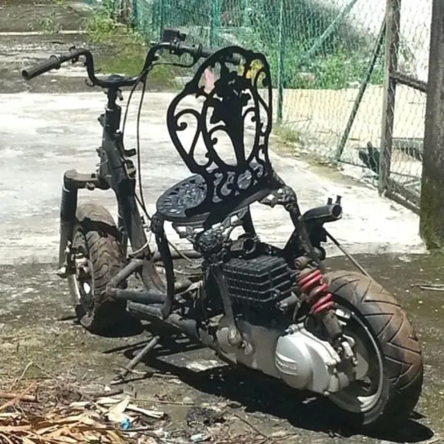 Modifikasi Jok Motor yang Nggak Layak Ditiru. Malah Bikin Ribet! 14