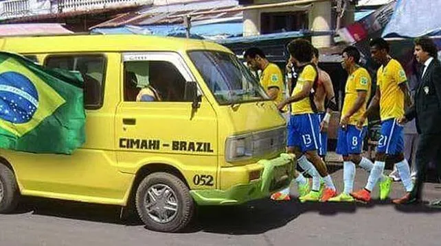 Deretan Potret Keajaiban Angkutan Umum Indonesia. Ternyata Bisa Antarnegara juga lo! 16