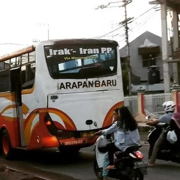 Deretan Potret Keajaiban Angkutan Umum Indonesia. Ternyata Bisa Antarnegara juga lo! 13