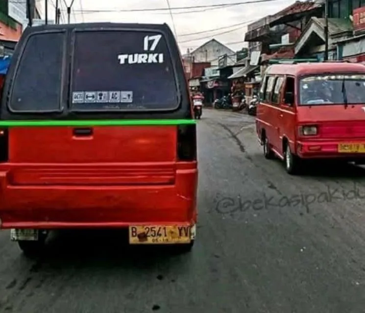 Deretan Potret Keajaiban Angkutan Umum Indonesia. Ternyata Bisa Antarnegara juga lo! 11