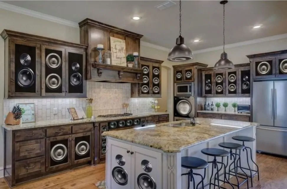 11 Desain Dapur yang Bikin Ngakak, Saking Nyelenehnya. Chef Juna Pasti Migren Melihat ini :( 15