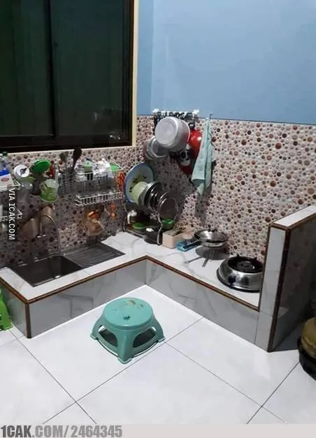11 Desain Dapur yang Bikin Ngakak, Saking Nyelenehnya. Chef Juna Pasti Migren Melihat ini :( 21