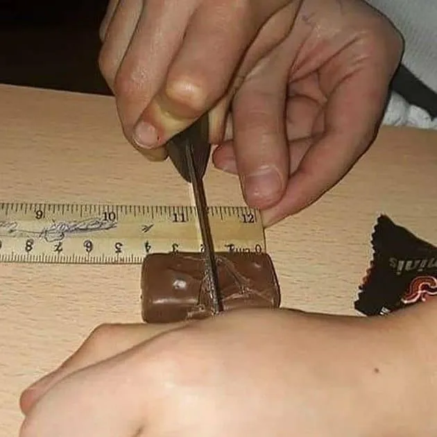 11 Gambaran Kocak Orang-Orang yang Nggak Mau Rugi. Medit Amat, Sampe Segitunya! :( 21
