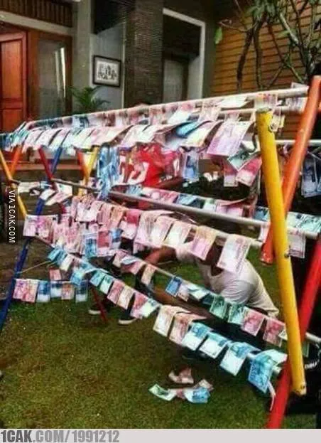11 Cara Kocak Orang Indonesia Mengeringkan Segala Hal. Nggak Perlu Repot Beli Hairdryer Segala~ 15