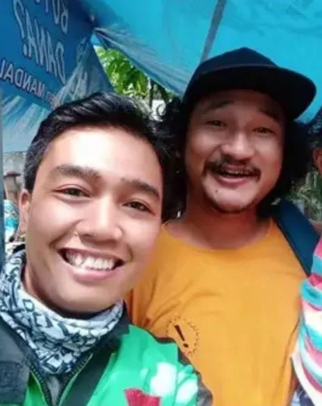 12 Potret Driver Ojol Saat Dapat Orderan dari Artis. Kejutan Kecil Begini Aja Bikin Semringah, ya! 18