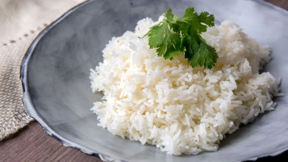 Berapa Kalori Nasi Putih? dan Nutrisi yang Terkandung di Dalamnya 11