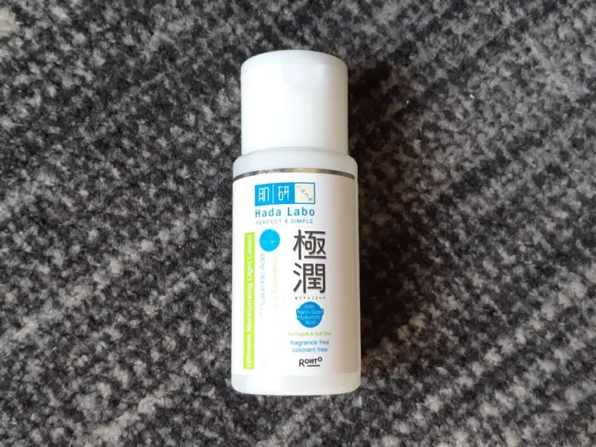 8 Produk Perawatan Wajah yang Viral di TikTok. Lengkap dari Masker Organik Sampai Acne Lotion 9