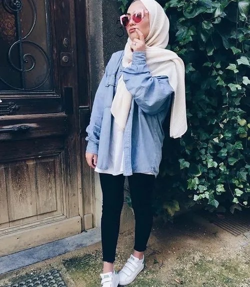 Banyak yang Nggak PD Pakai Hijab Warna Putih, Mungkin Karena 4 Trik Ini Belum Dicoba! 6