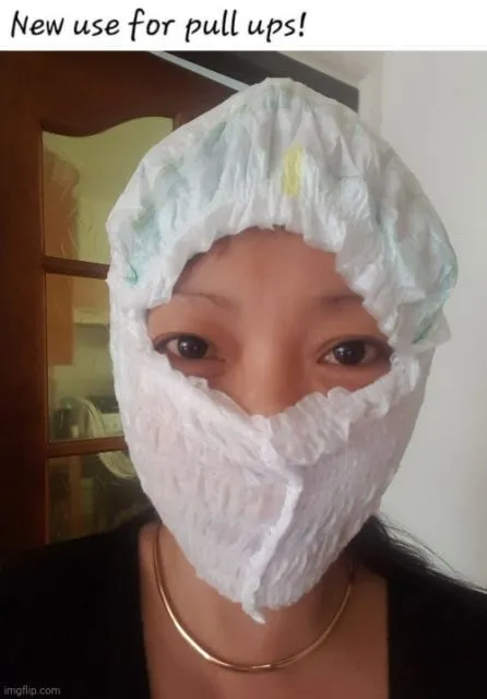 11 Potret Kocaknya Orang-Orang Pakai Masker. Pantesan Pandemi Nggak Kunjung Usai! :( 18