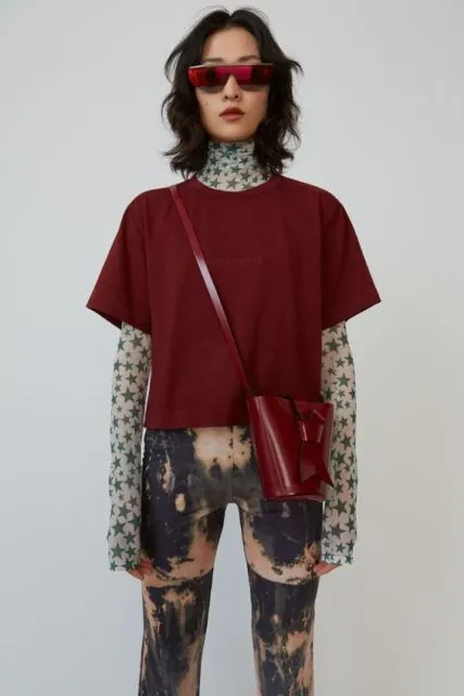 8 Fashion yang Menurut Banyak Orang Aneh, tapi Biasa Aja Bagi Pemakainya. Nyentrik Abis! 12