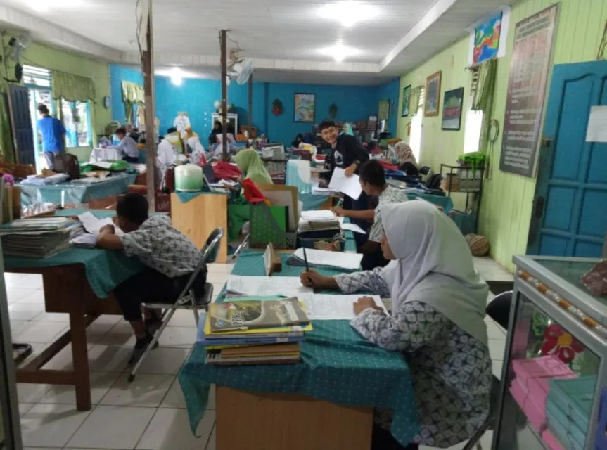 Derita Anak Sekolah yang Namanya Berawalan dengan Huruf A. Sering Banget Dapet Apes! 9