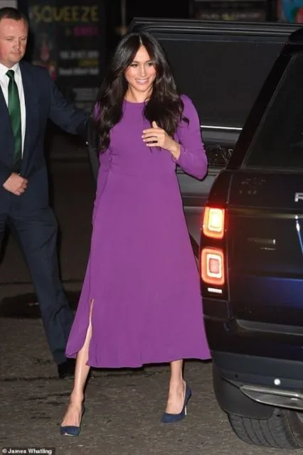 5 Potret Meghan Markle dengan Dress yang Jadi Favorit Warganet. Secantik Itu, Guys! 9