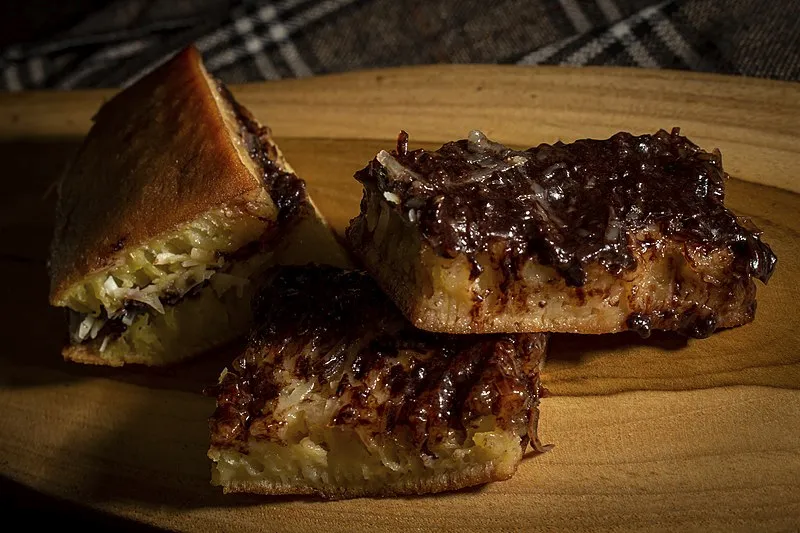 6 Resep Jajanan Enak yang Cuma Dimasak Pakai Teflon 9
