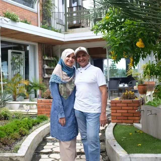 Lika-liku Asmara Mark Sungkar Menikahi Santi Asoka; Sempat Ditentang Anak dan Tak Direstui Mertua 4