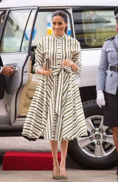 5 Potret Meghan Markle dengan Dress yang Jadi Favorit Warganet. Secantik Itu, Guys! 10