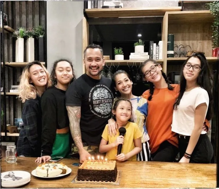 Akui Perselingkuhannya dengan Tora Sudiro, Mieke Amalia: Kita Menemukan Cinta di Saat yang Tak Tepat 4
