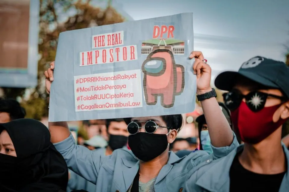 4 Alasan Kita Perlu Maklumi Kelakuan dan Konten Receh Mahasiswa Saat Demo. Fokus ke Isunya Aja deh! 6