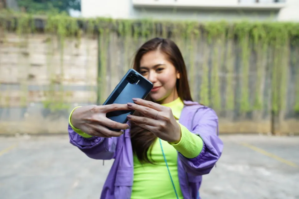 Bocoran Desain dan Kamera OPPO Reno4F yang Akan Segera Meluncur untuk Pasar Indonesia 6