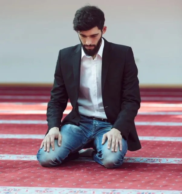 Tata Cara Sholat Jamak, Menggabungkan Sholat Wajib bagi yang Terkendala. Tak Ada Alasan, ya~ 6
