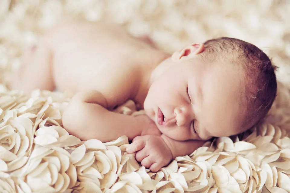 73 Ide Nama Bayi Indonesia yang Terdengar Puitis. Manis Didengar untuk si Kecil Tersayang 7