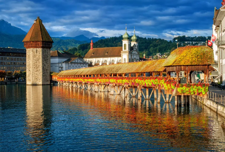 8 Tempat Wisata Paling Cantik di Swiss. Pemandangannya Indah Luar Biasa, Seolah Sedang di Surga 16
