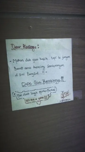 Kerasnya Kehidupan Kos Cewek Tergambar dalam 11 Tempelan Dinding ini. Senggol Bacok! 21