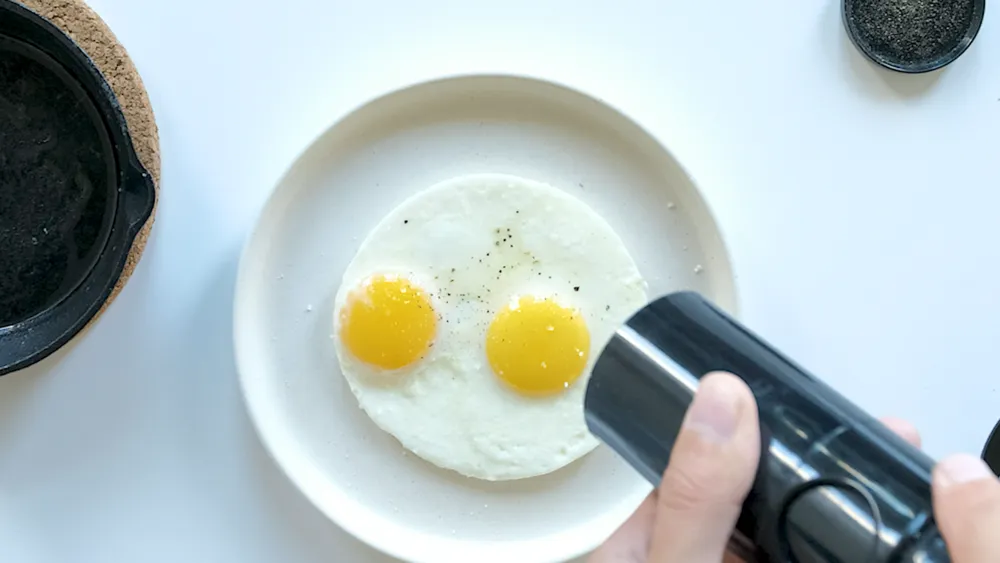 Telur Mata Sapi yang Setengah Matang Bisa Sempurna Bentuknya dengan 7 Trik ini. Oo, Begini? 12
