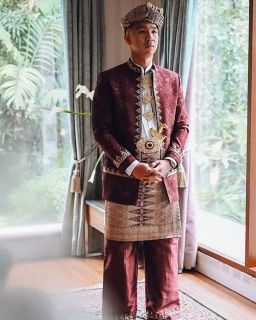 Diberi Maskawin Emas 75 Gram dengan Berlian 9 Karat, ini 12 Detail Akad Nikita Willy-Indra Priawan 16
