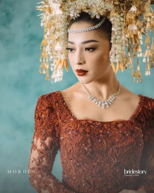 Diberi Maskawin Emas 75 Gram dengan Berlian 9 Karat, ini 12 Detail Akad Nikita Willy-Indra Priawan 15