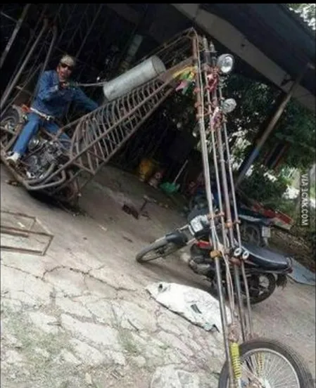 Kreatif sih Boleh Aja. Tapi Kalau Modifikasi Sepeda Motor Model Begini, Apa Tujuannya, ya? 16