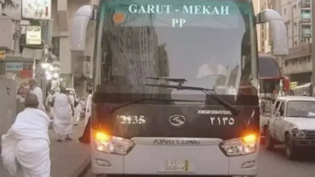 Deretan Potret Keajaiban Angkutan Umum Indonesia. Ternyata Bisa Antarnegara juga lo! 15