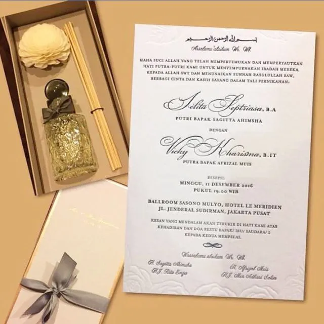 Viral Taqy Malik Nikah Bagikan Suvenir Emas, ini 6 Artis Lain yang Berikan Suvenir Custom Elegan 10