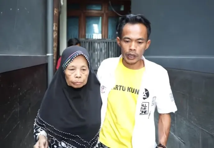 Langsung Ingat Orang Tua Saat Dihujani Rezeki