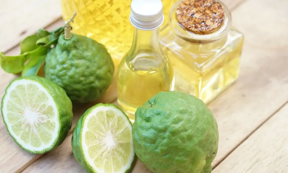 6 Aroma Essential Oil yang Bikin Tidur Lebih Pulas. Cukup Tetes di Bantal, Kantuk Cepat Datang 9