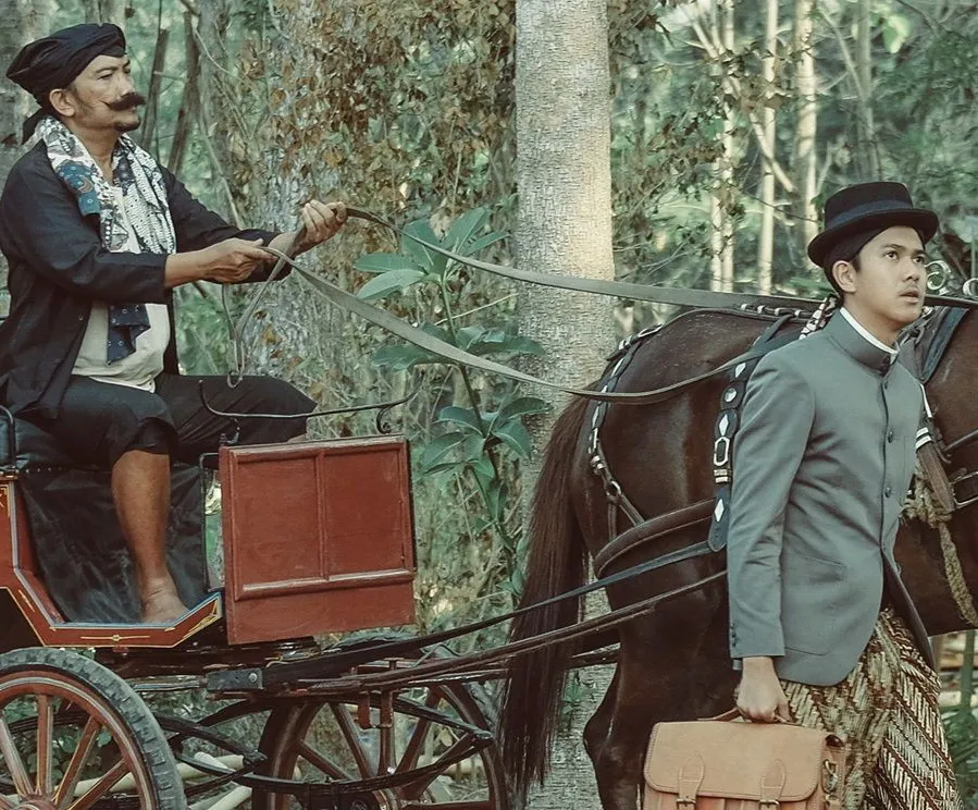 Review Film Bumi Manusia: Hanung Bramantyo Cukup Berhasil Bawa Cerita Novel ke Layar Lebar 6