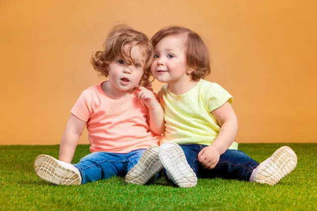 5 Fakta dari Anak Kembar yang Jarang Diketahui. Unik dan Bikin Takjub! 7
