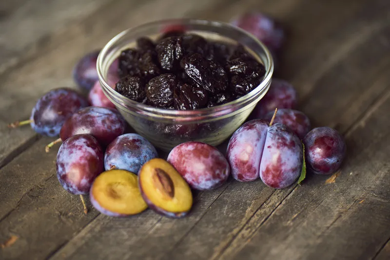 7 Cara Asyik Makan Buah Plum Agar Rasa Asamnya Nggak Begitu Terasa. Nggak Meringis Makannya~ 13