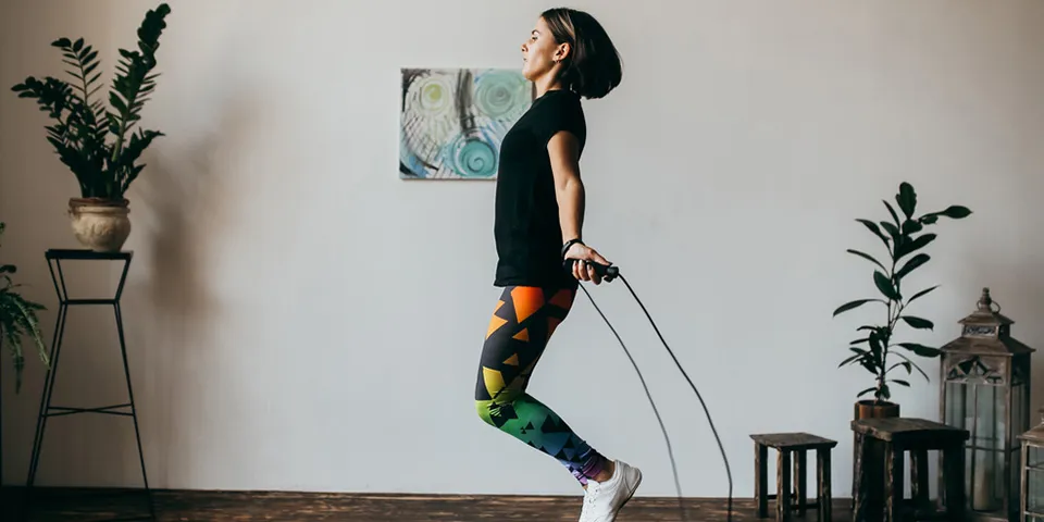 6 Alat Olahraga untuk Stretching di Rumah. Bikin Semangat Gerak, Lemak di Badan pun Musnah 8