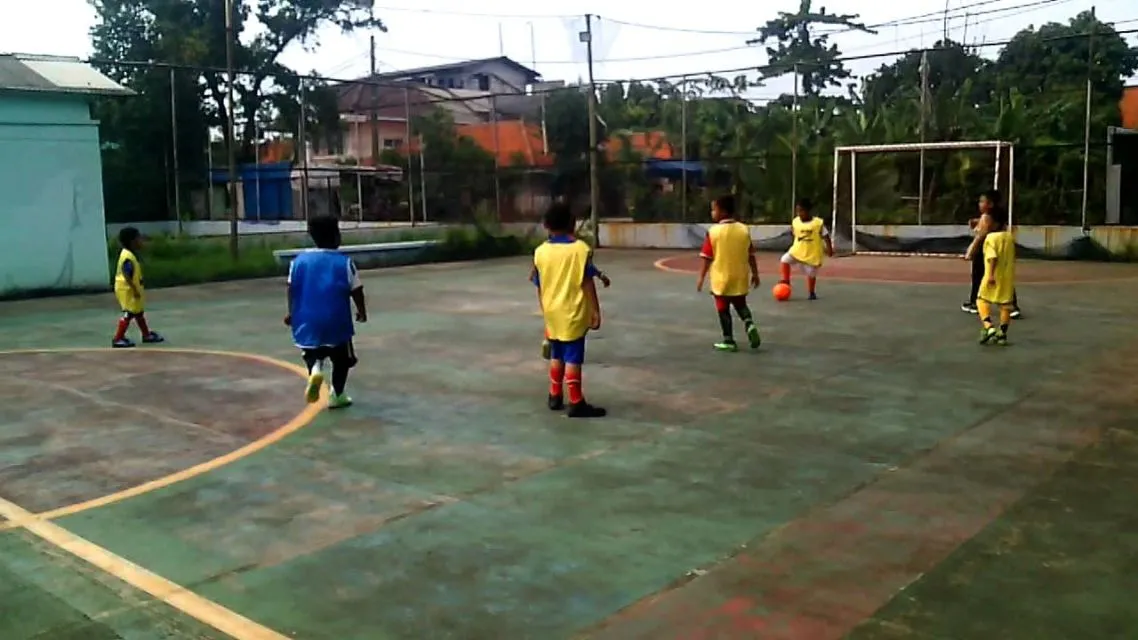 Ciri Anak Orang Kaya Zaman SD. Udah Berasa Jadi Fenomena Mutlak~ 15
